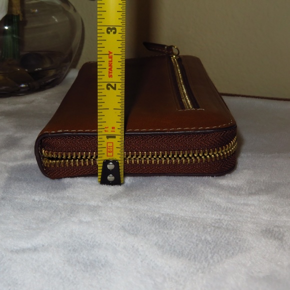 Fossil Emma RFID Large Zip Wallet *Excellent* - Picture 8 of 8